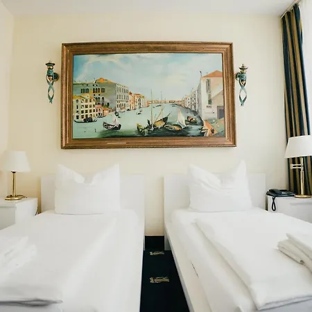 Altstadt St. Georg Hotel