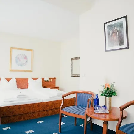 Altstadt St. Georg 3* Düsseldorf