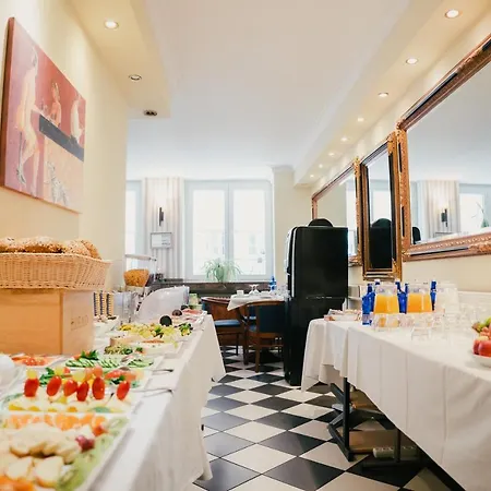 Altstadt St. Georg Hotel Dusseldorf
